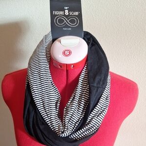 Scarf Multi Loop Black and White Striped Scarf by D&Y Figure 8